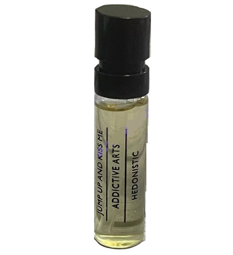 Clive Christian Addictive Arts JUMP Up And KISS Me Hedonistic 2.0ml 0.068 us fl. oz. officiellt parfymprov,  Clive Christian Addictive Arts JUMP Up And KISS Me Hedonistic 2.0ml 0.068 us fl. oz. officiel parfumeprøve,  Clive Christian Addictive Arts JUMP Up And KISS Me Hedonistic 2.0ml 0.068 us fl. oz. officieel parfumstalen,  Clive Christian Addictive Arts JUMP Up And KISS Me Hedonistic 2.0ml 0.068 us fl. oz. muestra de perfume oficial,